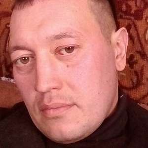 Денис Газизов, 43 года